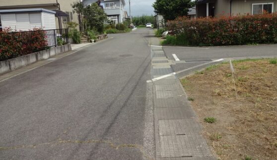 接する道路