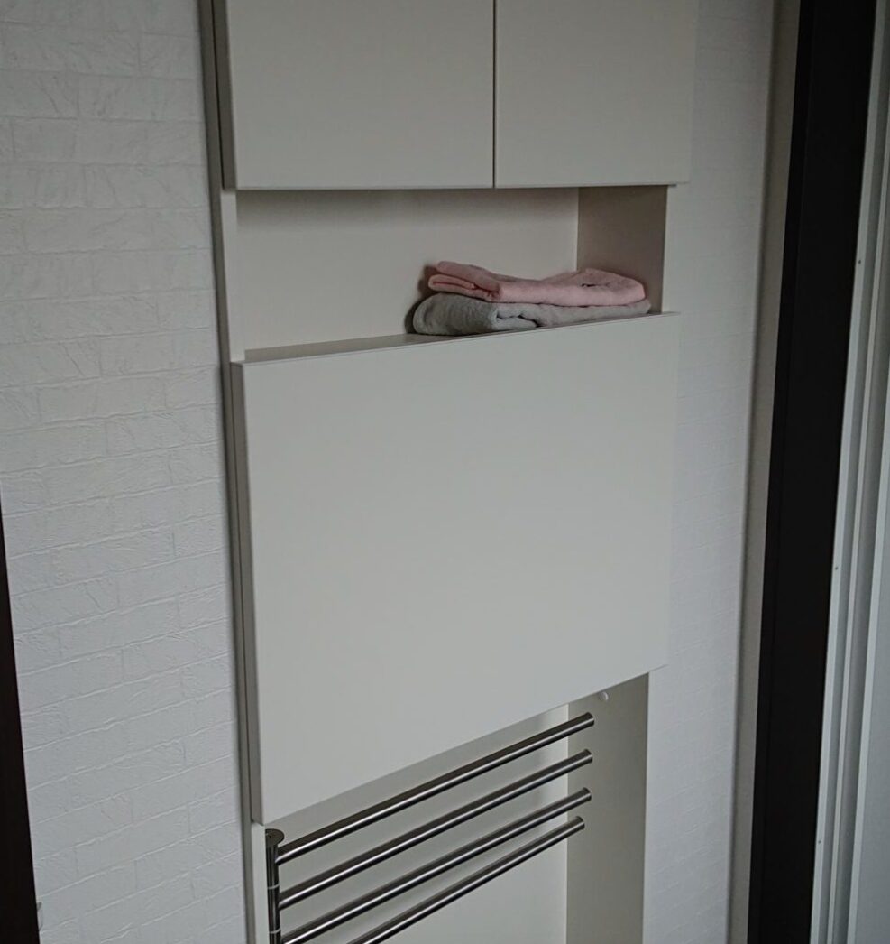 壁埋め込み収納　脱衣所　収納アイデア