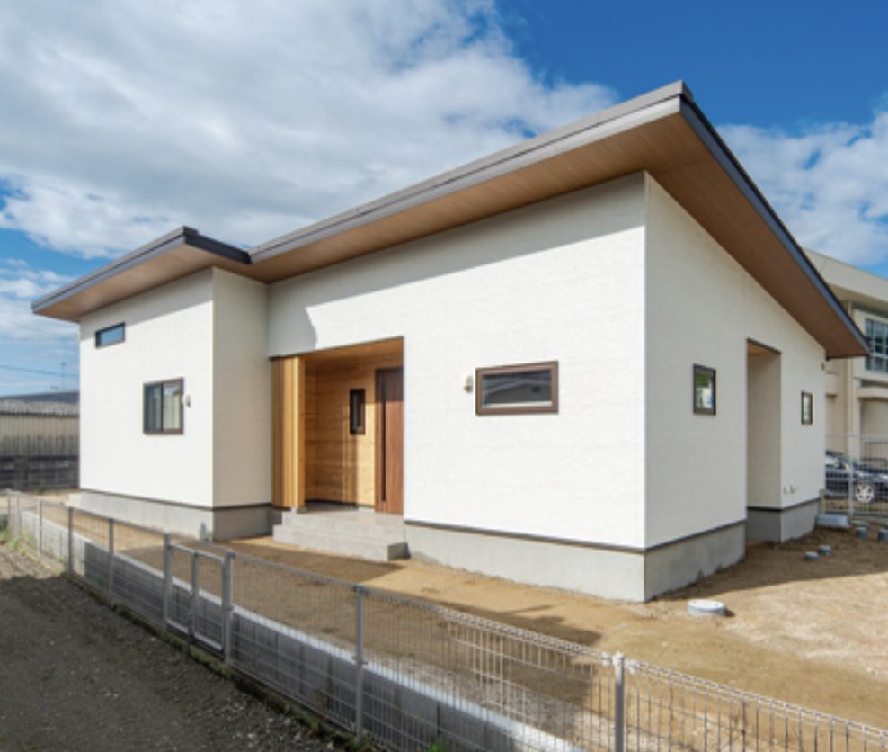 樹創家-きづくりやの施工事例　外観　平屋